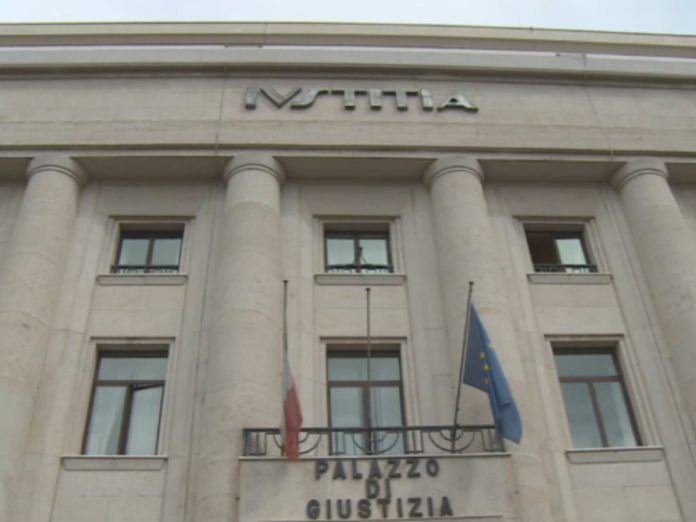 Omicidio di Natale, la testimonianza: “De Vivo non si oppose all’arresto”
