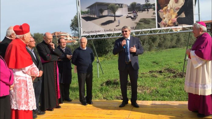 Trovano 600 dollari, dopo un anno i poliziotti li donano alla cooperativa Lai di Isernia