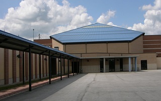 Campobasso – La scuola-ponte alla Cittadella dell’Economia. Presto partiranno i lavori di adeguamento