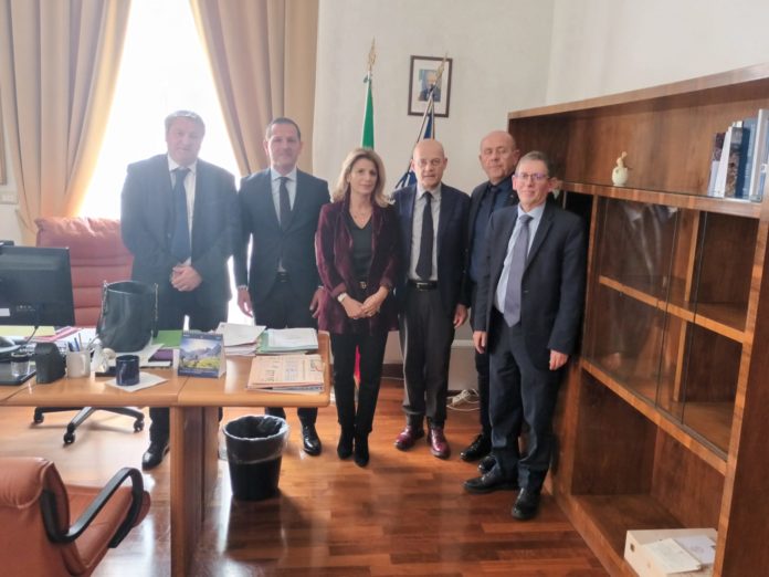 Vibac, aperto il tavolo ministeriale a Roma. Nel prossimo incontro l’azienda presenterà il piano di riorganizzazione