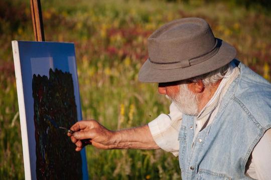 Michel Casertano, il pittore che vive nella natura: l’arte impressionista rivive nei suoi quadri