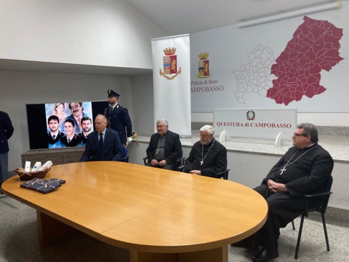 Il Questore Montaruli consegna l’Olio di Capaci ai tre Vescovi delle Diocesi della provincia di Campobasso