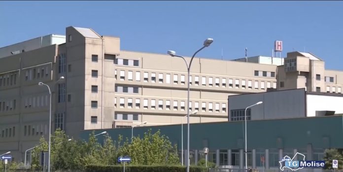 Carenza di personale medico sanitario negli ospedali, il comitato San Timoteo scrive ai vertici Asrem:” Bisogna chiedere una collaborazione con le strutture private convenzionate.”