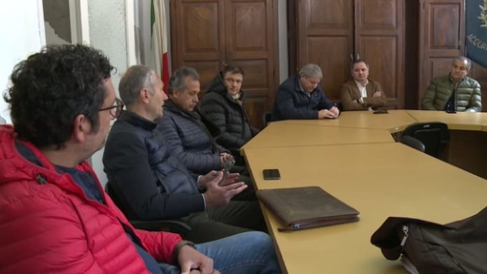 Strada provinciale 78, a Acquaviva incontro tra i sindaci dell’area e il presidente della Provincia Roberti