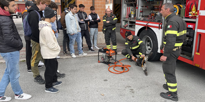 Bandito il concorso per entrare nel corpo dei Vigili del fuoco, le domande entro il 20 luglio 2024