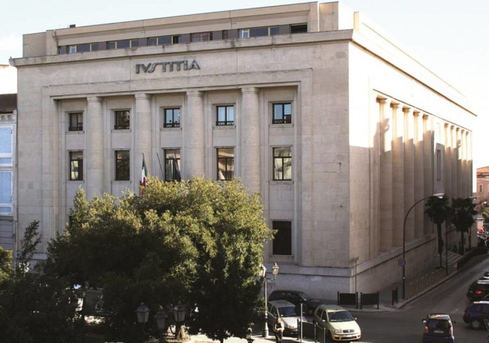 Coppia accusata di aver segregato e maltrattato una donna per anni a Casalciprano: il 6 giugno l’udienza preliminare