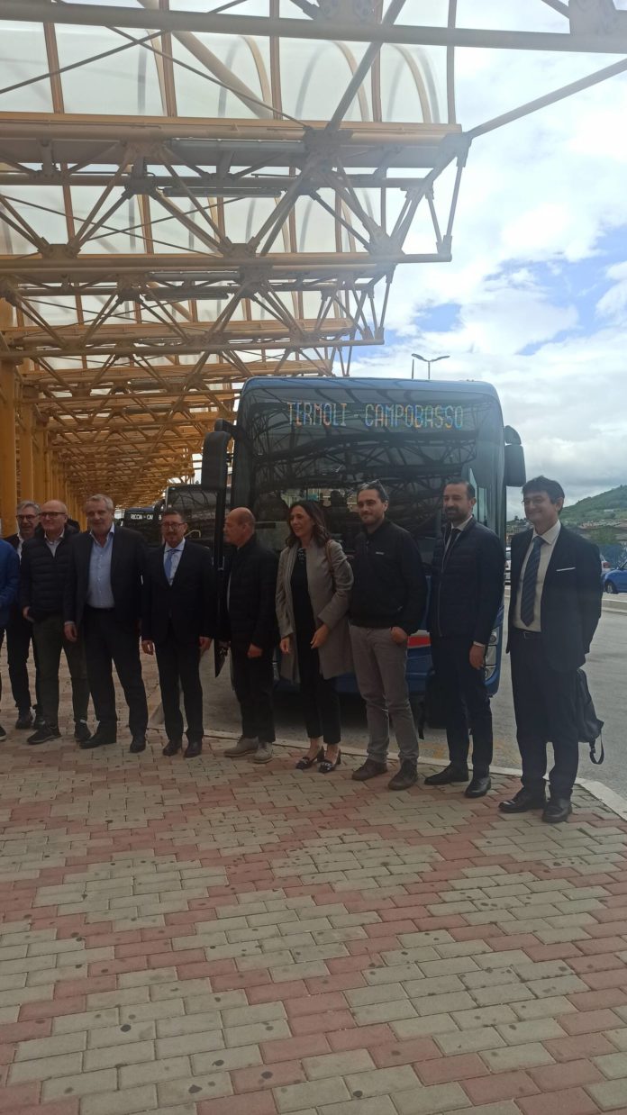 Operativi i primi 20 pullman regionali dotati di tecnologia avanzata