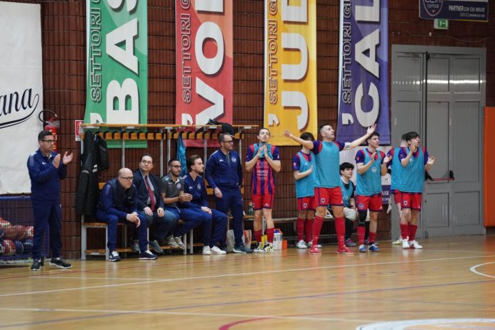 Calcio a 5, domani al Palaunimol i cussini cercano l’accesso alla serie A2 elitè. Ultima gara stagionale, dentro o fuori per la squadra di Sanginario