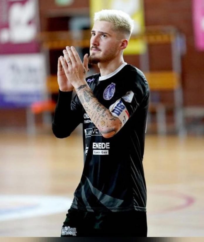 Calcio a 5, Circolo La Nebbia Cus Molise, Barichello ai saluti. “Sarò sempre grato a questo club e a questa città”. La società: “Grazie di tutto fenomeno”