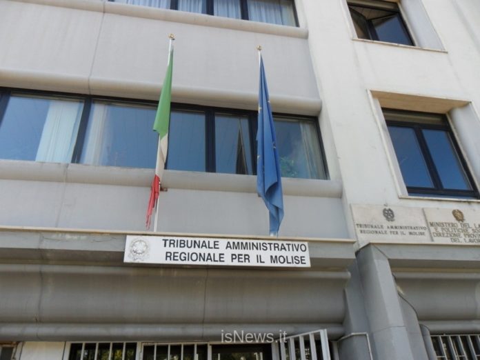 Deficit sanitario, Tar non concede sospensiva: “Cittadini non possono impugnare questi provvedimenti”