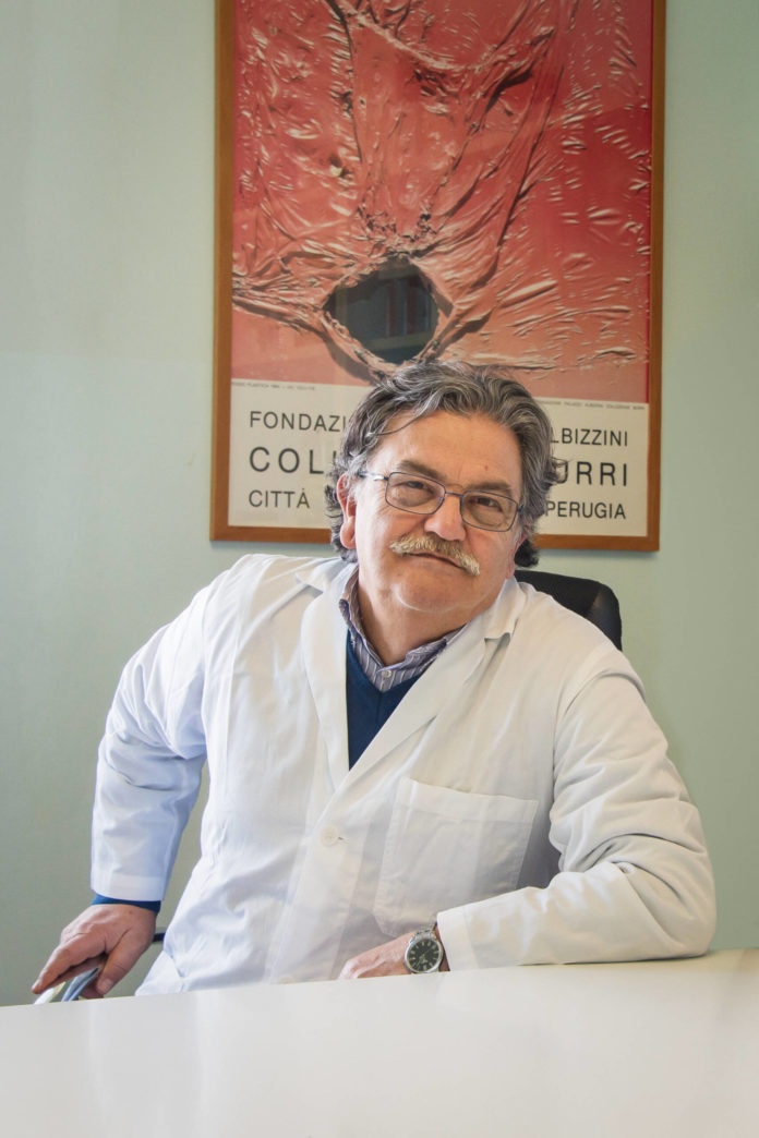 Trivento, il dottor Raffaele Montecarlo festeggia 50 anni di servizio. Gli auguri dei familiari e colleghi
