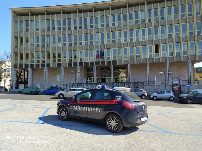 Agnone: danno in escandescenza sotto effetto di coca, arrestato il pusher