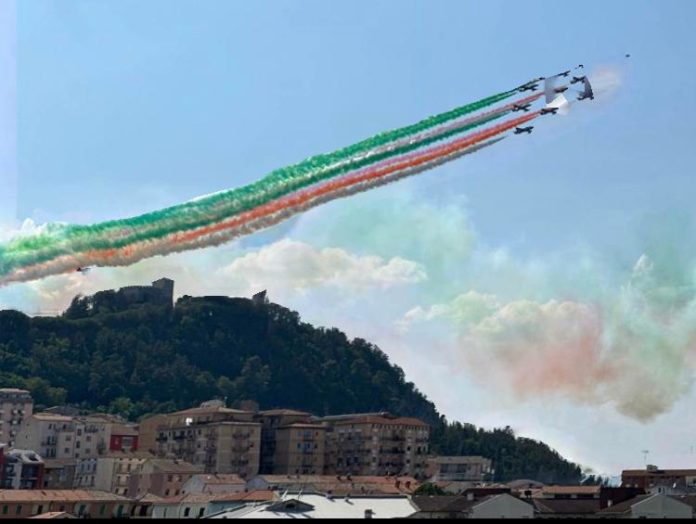 Lo spettacolo delle Frecce Tricolori a Campobasso