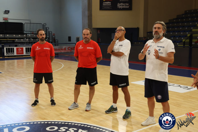 Basket, A1, partita la stagione per la Molisana Magnolia. L’under 18 a Lignano parte con il piede giusto nei tricolori giovanili di 3×3. Resi noti i prezzi dei tagliandi di abbonamento