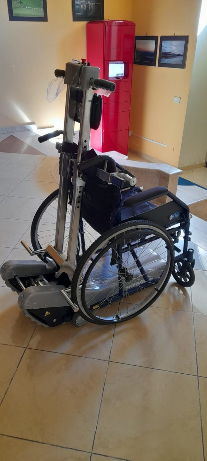 Barriere architettoniche, il Comune di Fossalto acquista un montascale per disabili