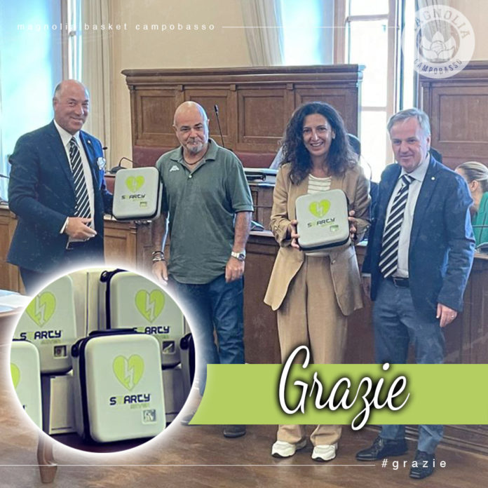 Basket, A1, la Molisana Magnolia in vista sul territorio tra omaggi e premi tributati. A Campobasso il team ha ricevuto in dono un defibrillatore semiautomatico, importante strumento salvavita per l’Arena