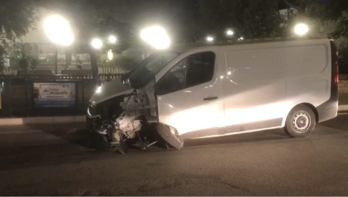 Termoli, furgone investe un uomo in via Madonna delle Grazie