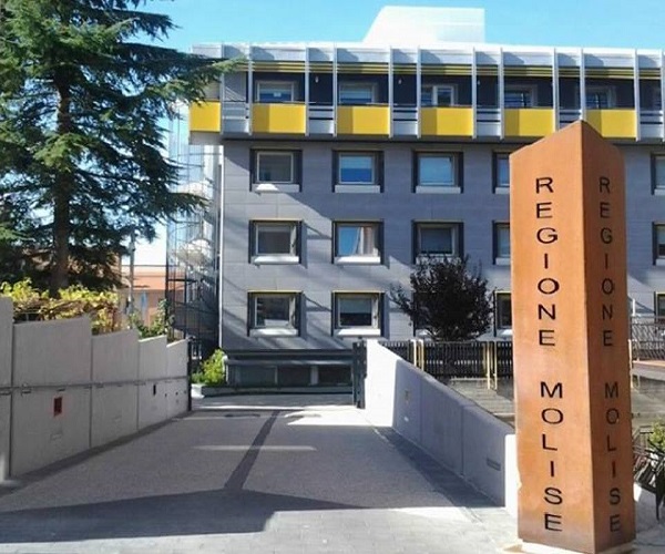 Sociale, botta e risposta tra la consigliera Passarelli e la sindaca Forte