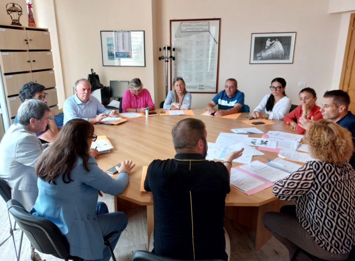 Progetto spiaggia abile: ieri l’incontro a Montenero di Bisaccia con l’assessore regionale Gianluca Cefaratti e i rappresentanti dei comuni costieri