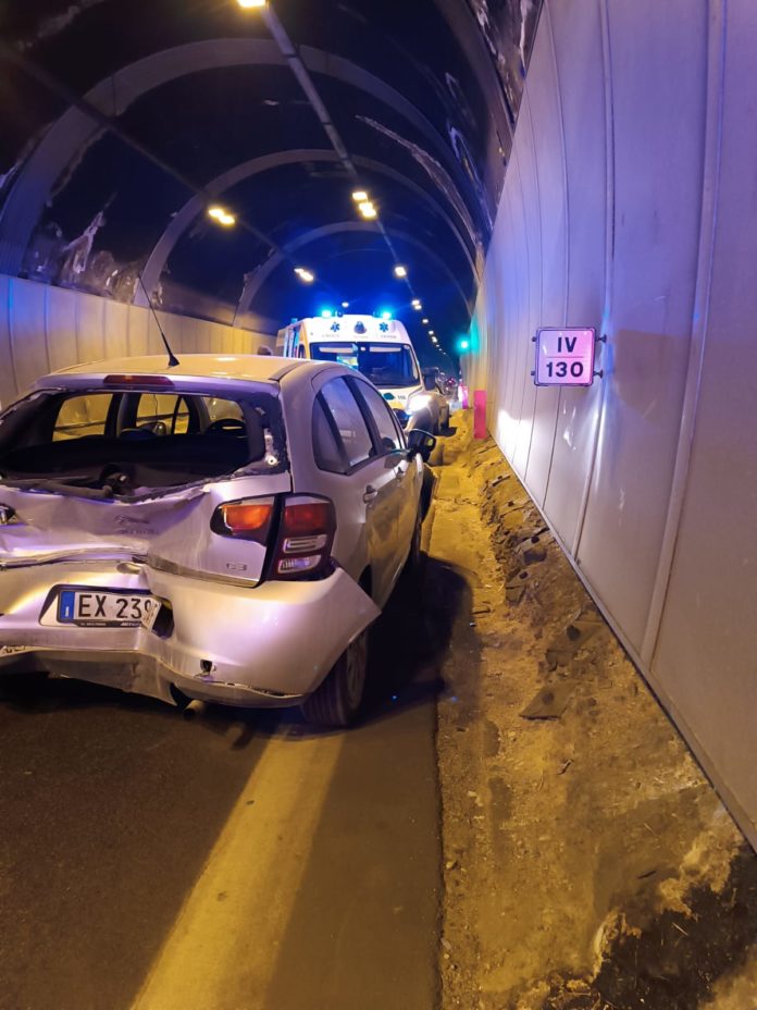 Incidenti: maxi tamponamento nella galleria Lama Bianca a Campobasso e auto contro moto a Termoli