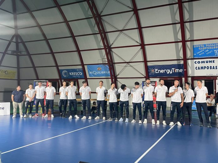 Volley, EnergyTime Spike Devils, team presentato ufficialmente. Il taraflex di Villa De Capoa teatro di un evento emozionante, che ha anche ripercorso i quarant’anni del team concittadino in rosa della Nuova Pallavolo