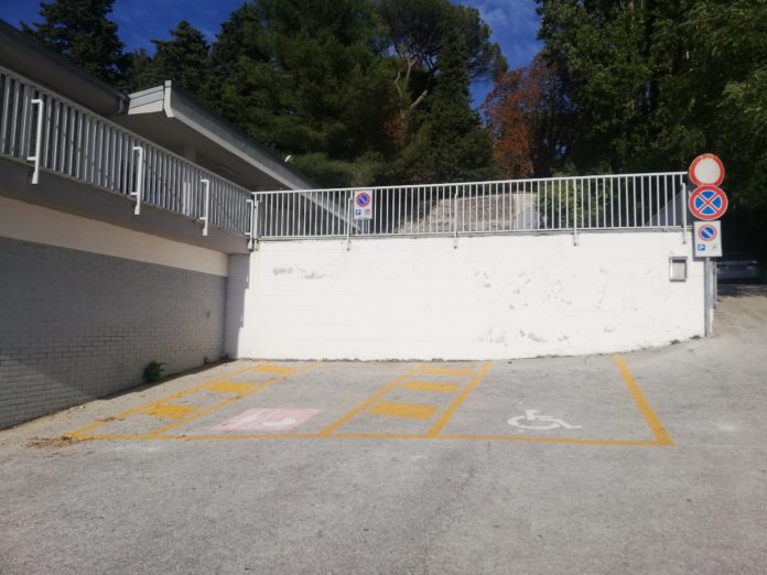 Campobasso, la denuncia di Tramontano: “In Via Gorizia parcheggi per disabili e donne incinte realizzati in salita”