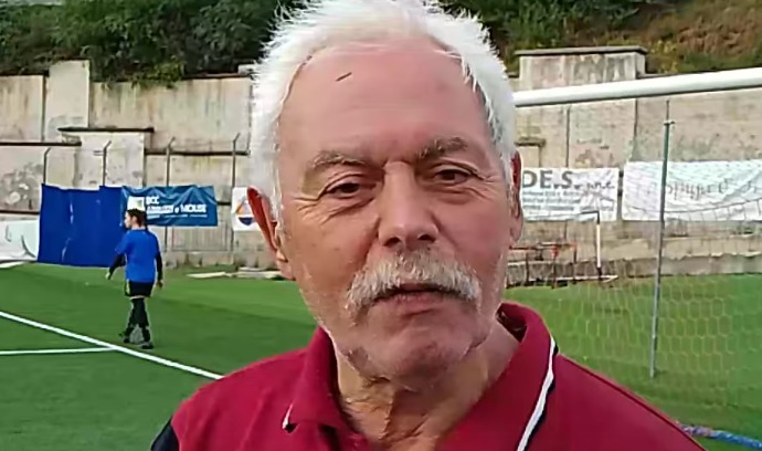 Calcio: torna in campo a 73 anni e gioca intera partita di campionato