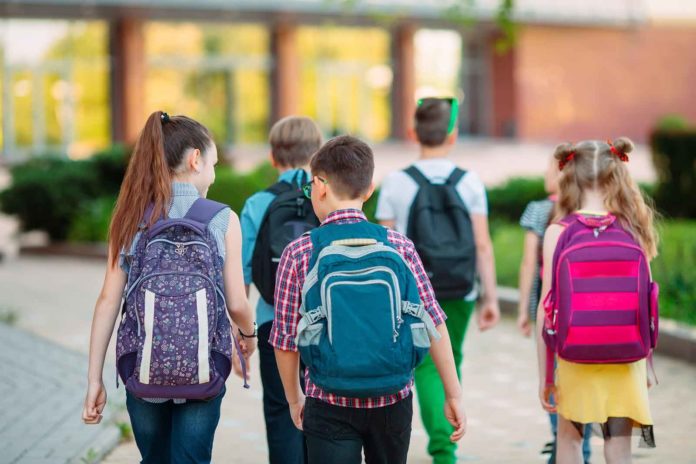 Primo giorno di scuola in Molise. Tornano in classe oltre 34 mila studenti