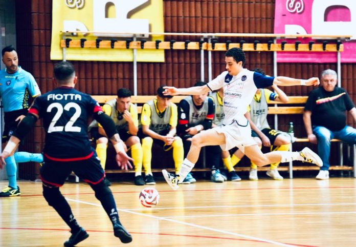 Calcio a 5, A2 elitè, Cln Cus Molise battuto in rimonta. Il Canosa passa al Palaunimol