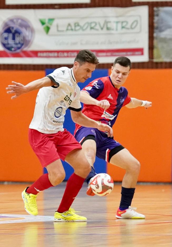 Calcio a 5, A2 elitè, Cln Cus Molise, nulla da fare: il Capurso passa al Palaunimol
