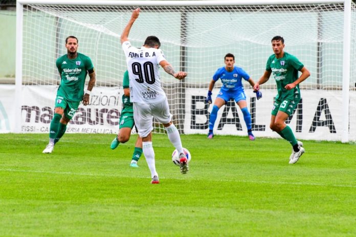 Calcio, Serie D, il punto sulla settima giornata. Big match tra Avezzano e Chieti
