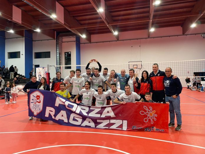 Volley, Serie B, EnergyTime Spike Devils, settima meraviglia: i campobassani superano con un 3-0 il Volley Meta