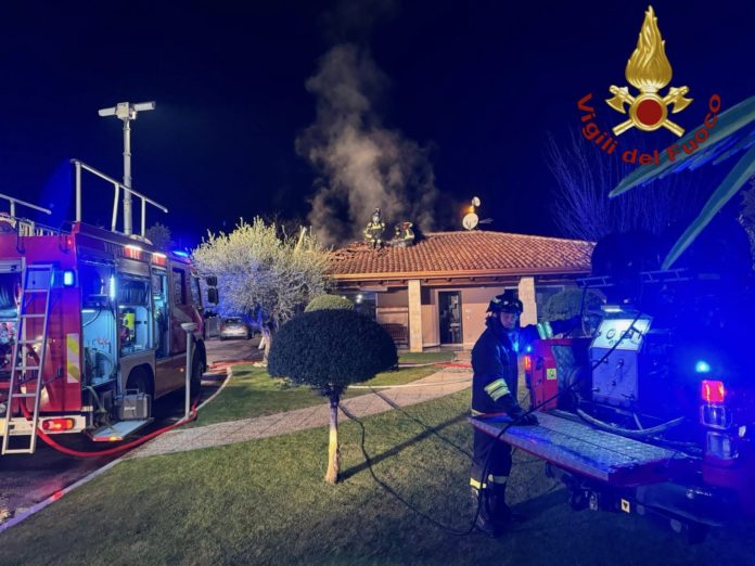 Sant’Agapito – Fiamme in un’abitazione, intervengono i Vigili del fuoco