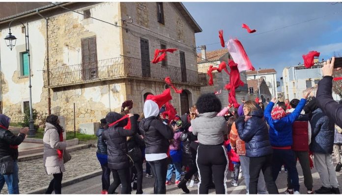 Sant’Elia a Pianisi, successo per la Giornata Internazionale della violenza contro le donne a cura dell’Istituto Omnicomprensivo e del progetto Sai