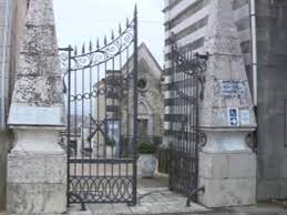 Campobasso – Commemorazione dei defunti, i fiorai: vendite in netto calo