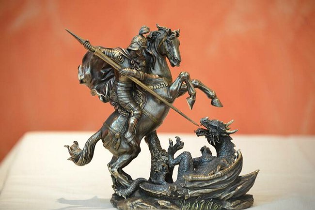 Campobasso, morte Papa: per la festività patronale di San Giorgio ci saranno le due messe al mattino e al pomeriggio, ma non la processione