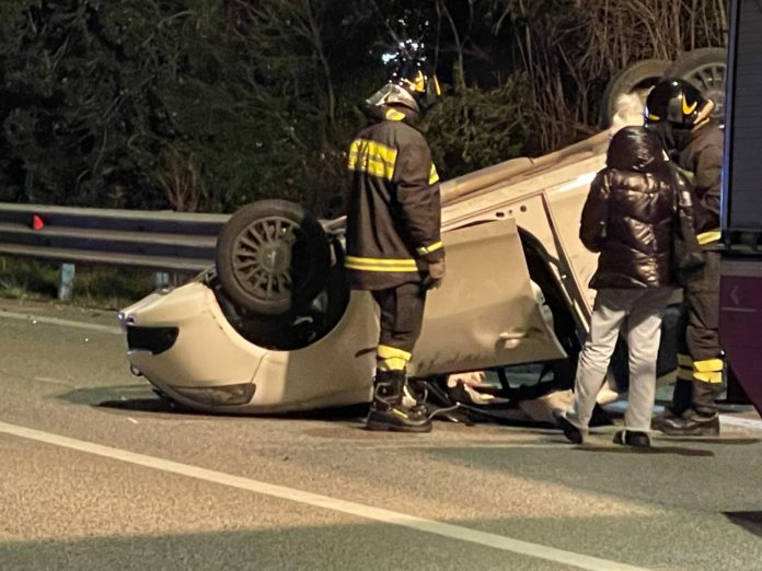 Incidente stradale alle porte di Isernia, altezza Pesche: due auto ribaltate