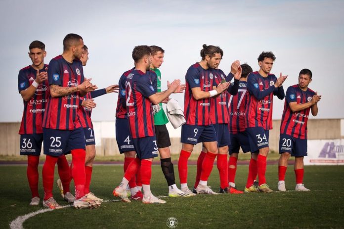 Calcio, Serie D, allenamenti dopo la sosta di fine anno. Campobasso alla ricerca di un attaccante, Rossetti e Trotta nel mirino