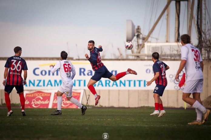 Calcio, Serie D, domenica la ripresa del girone F. Campobasso a Monterotondo, scontro diretto per il Vastogirardi al “Di Tella” contro il Fano