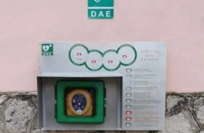 Macchiagodena, due donne salvano un ciclista con il defibrillatore