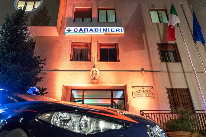 Isernia, due donne malate chiedono aiuto ai carabinieri