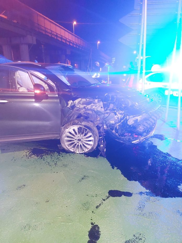 Montaquila, auto fuori strada nella notte: cinque feriti
