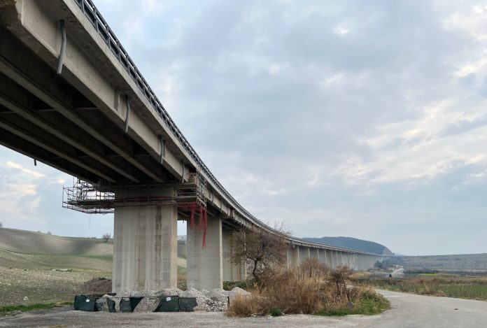 Lavori ancora fermi nel cantiere Molise Uno della Bifernina, lettera di trasferimento agli operai