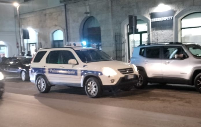 Isernia, donna investita in centro città