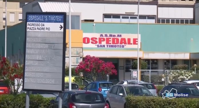 Termoli: rifiuta il ricovero e aggredisce medico e infermiere
