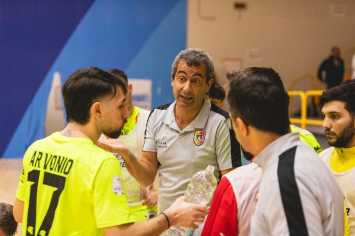 Calcio a 5, A2 èlite, fari puntati sulla capolista Benevento. Centonze: “Per noi sono tutte finali, a Campobasso ci aspetta una gara difficile”