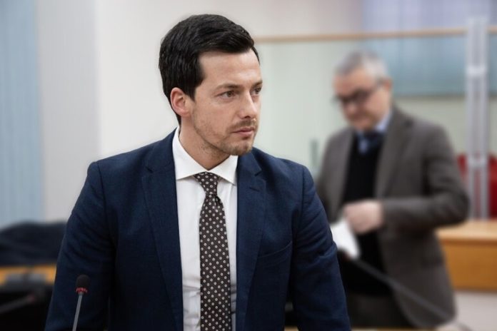 Crisi nei Cinque Stelle, Andrea Greco: se Grillo vuole cancellare il Movimento lo dica