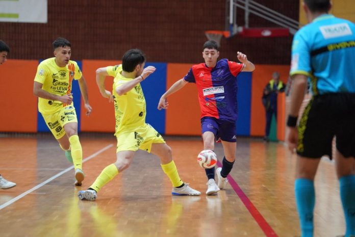 Calcio a 5, A2 Èlite, Cln Cus Molise, non basta il cuore: la capolista Benevento passa al Palaunimol