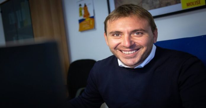 Sanità, Primiani (M5S): “Situazione sempre più esplosiva al Research, non ci si può arrendere ai licenziamenti”