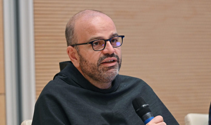 Paolo Benanti inaugura l’anno accademico dell’Unimol